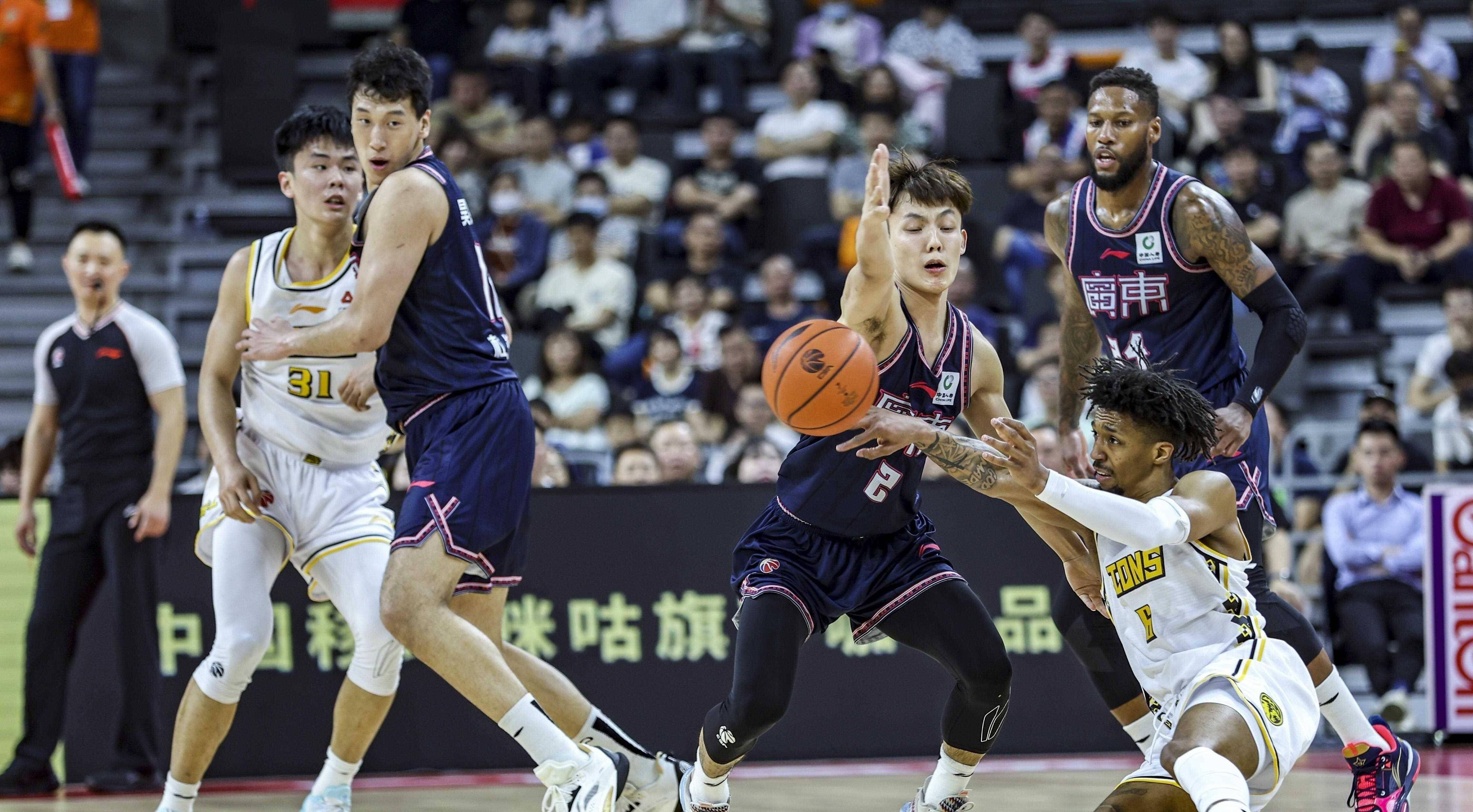 爱游戏体育-中国男篮结束NBA夏联征程三场比赛输了104分