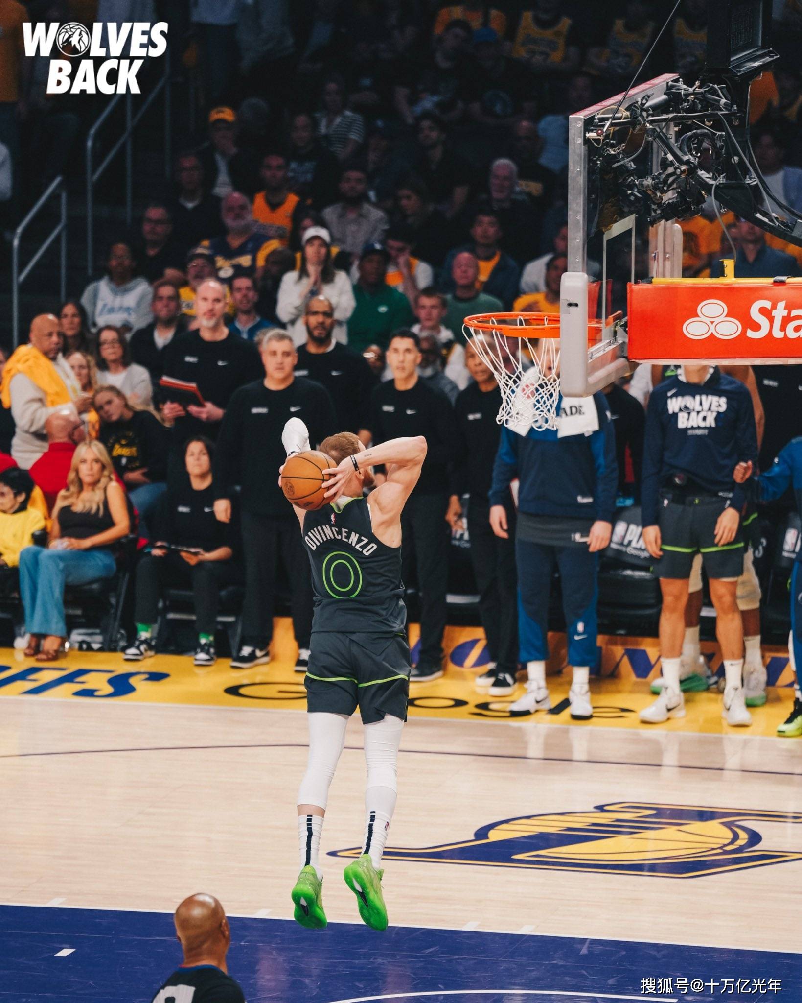NBA首轮晋级赔率：湖人森林狼五五开快船占优