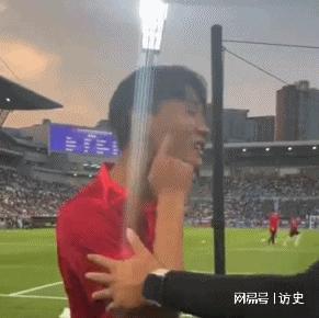辱骂韦世豪家人球迷被拘7天天津赛区通报批评的简单介绍
