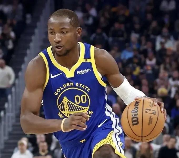 爱游戏体育-包含NBA媒体记者点评勇士球员库明加：已经打了四个赛季，目前只有22岁，年龄是其最大优势的词条