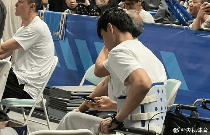 曾凡博伤病评测未达标无缘出战男篮亚洲杯的简单介绍