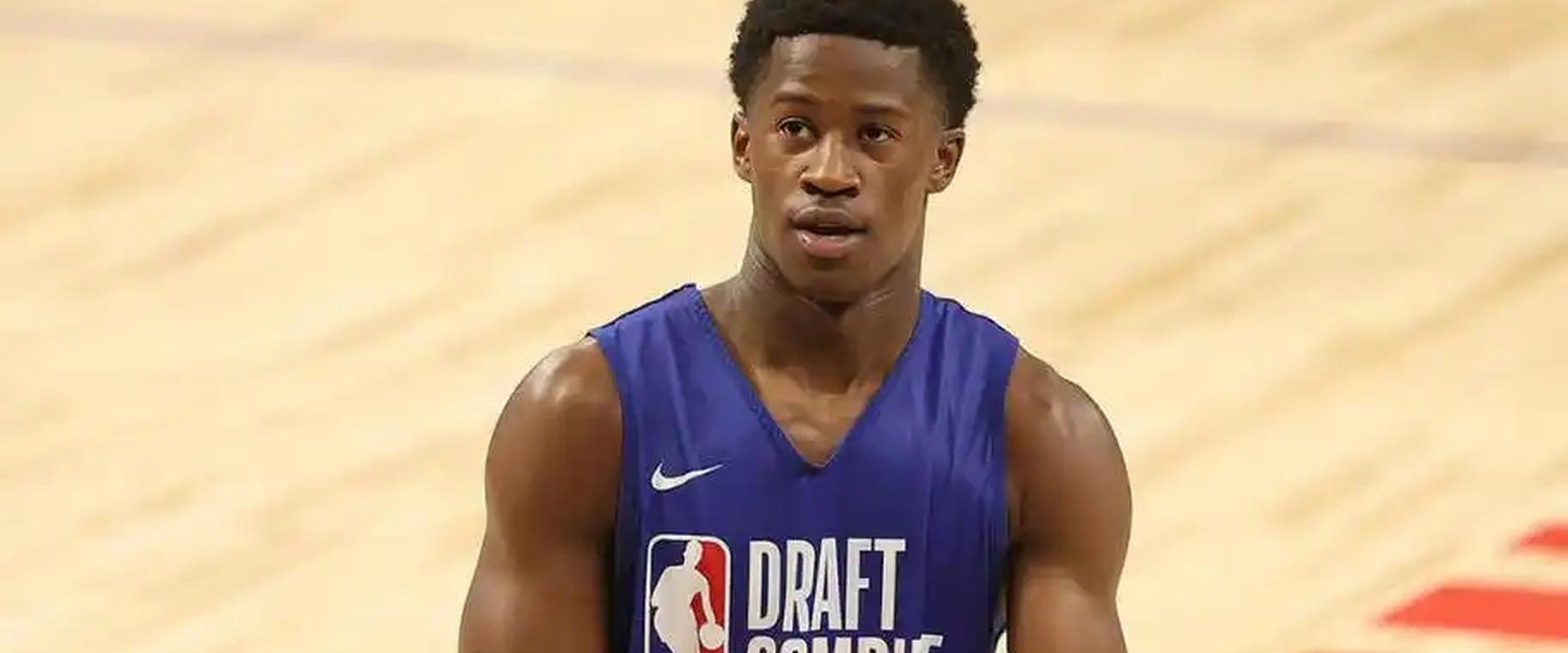 埃奇库姆自述：从小岛礁到NBA的跋涉与告白的简单介绍