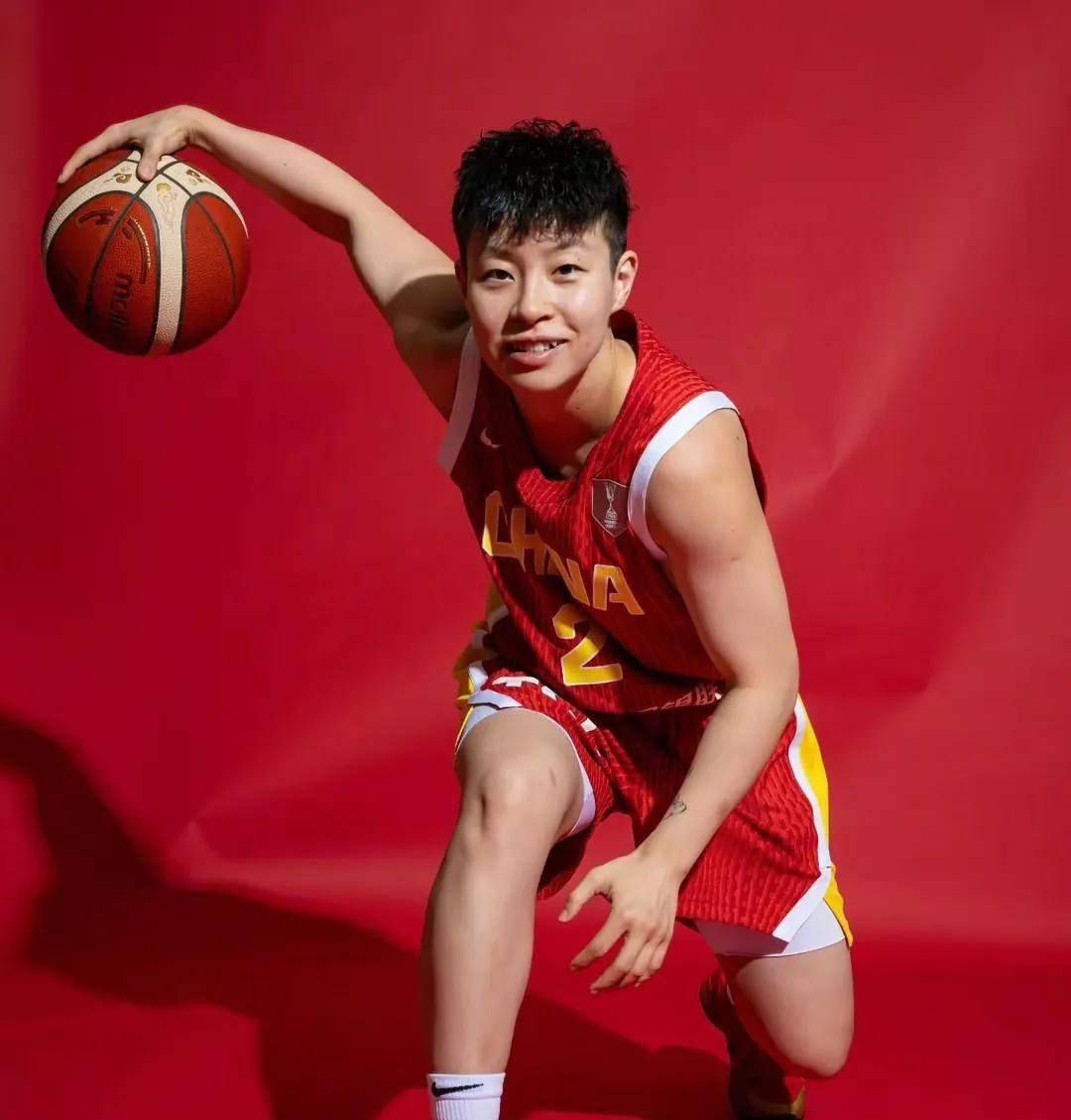 爱游戏体育-田中心的三分球威胁很大，打球风格飘逸命中率很高的简单介绍