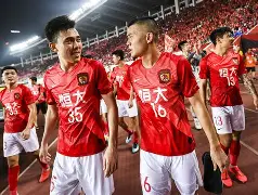 关于超级外援发威，广州恒大大胜重庆斯威的信息