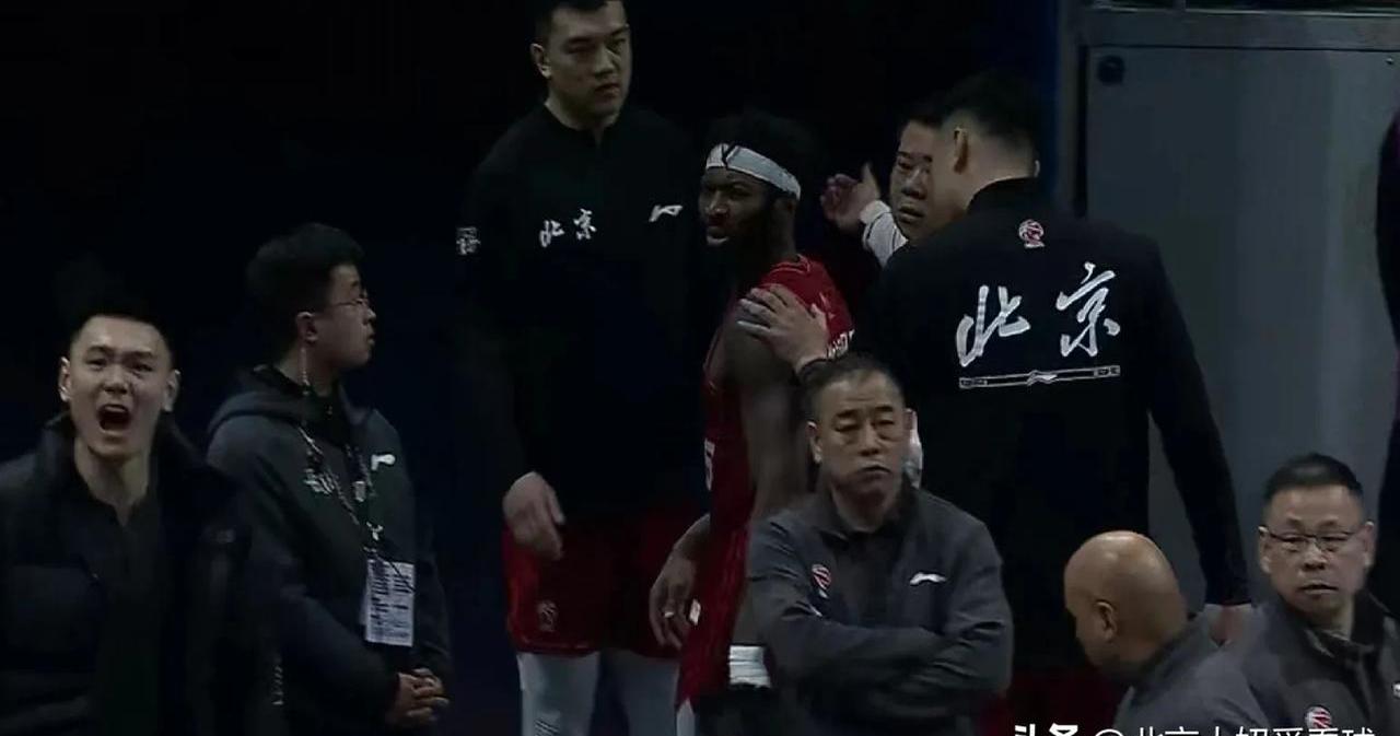 吉林男篮主场击败对手实现两连胜